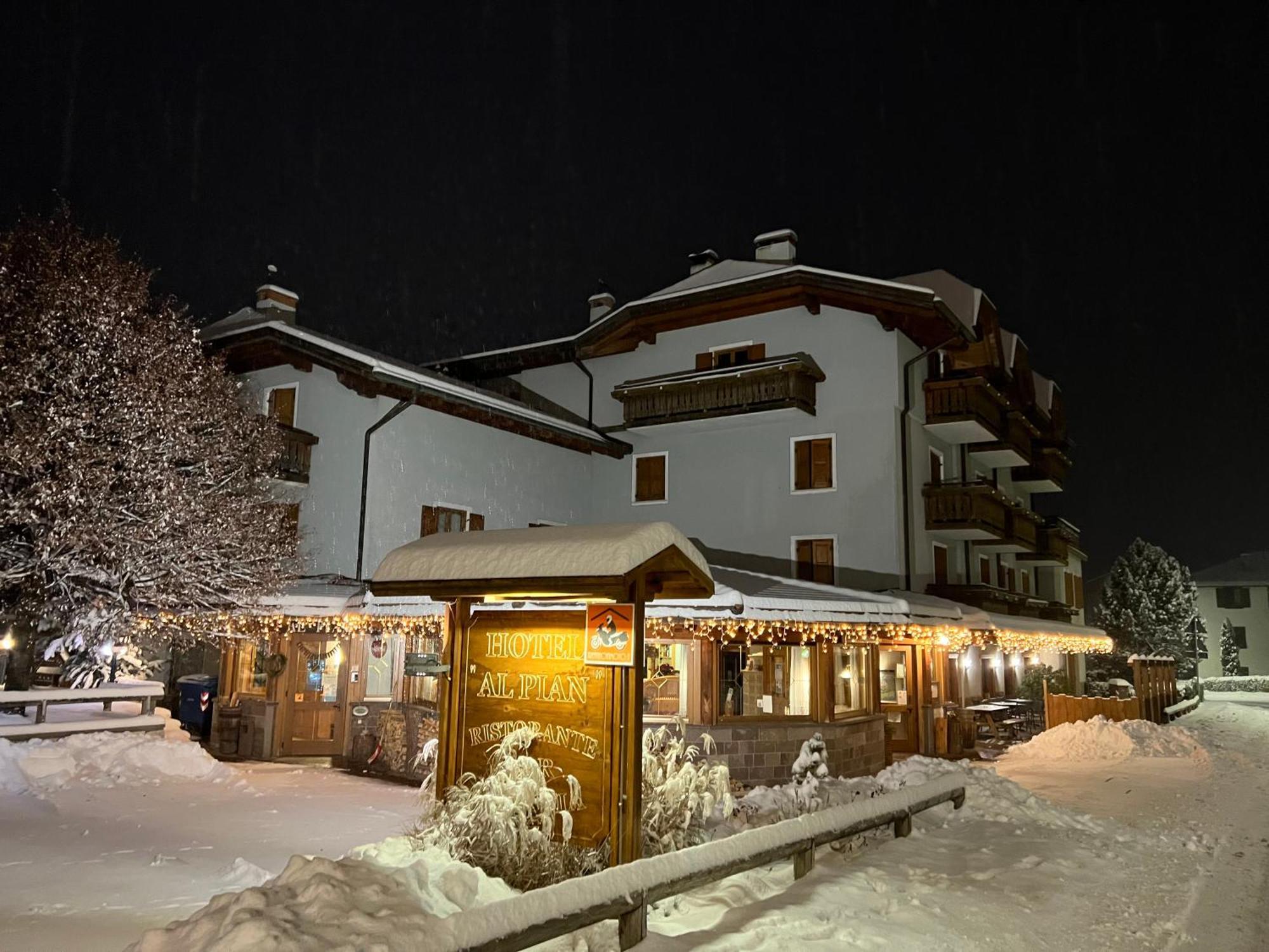 Al Pian Garni Hotel - B&B & Pizza Vattaro Exterior foto