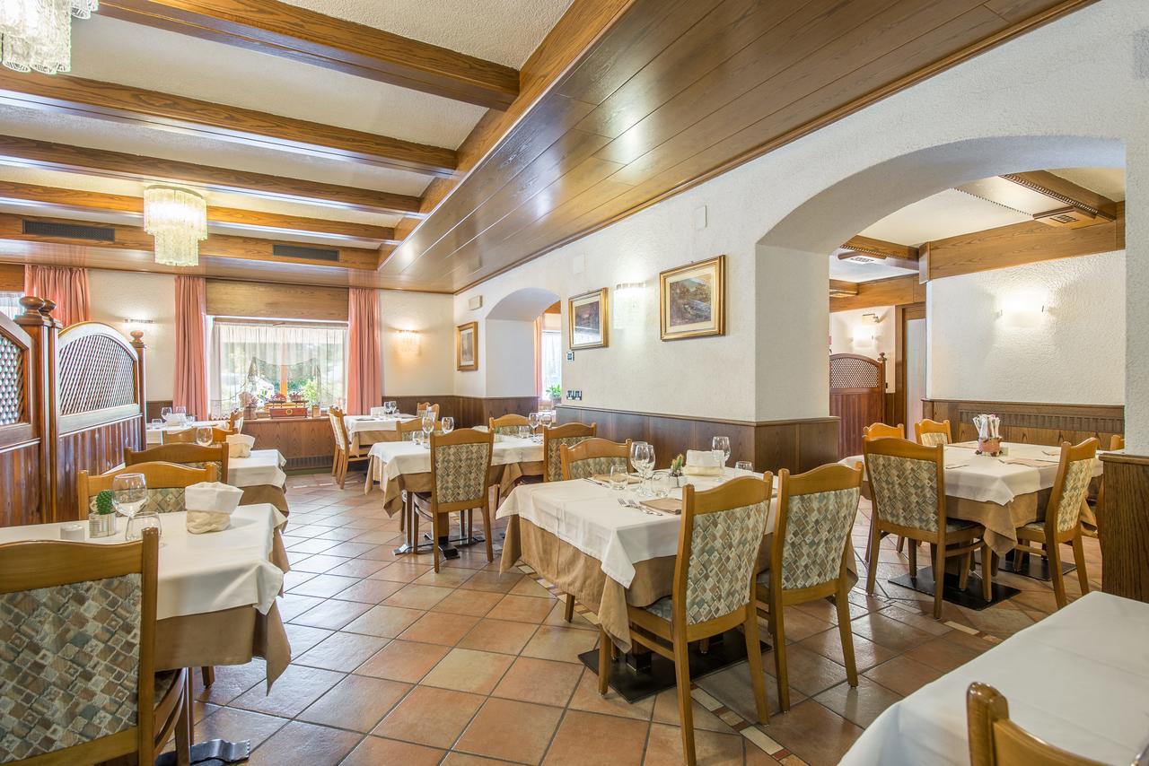 Al Pian Garni Hotel - B&B & Pizza Vattaro Exterior foto